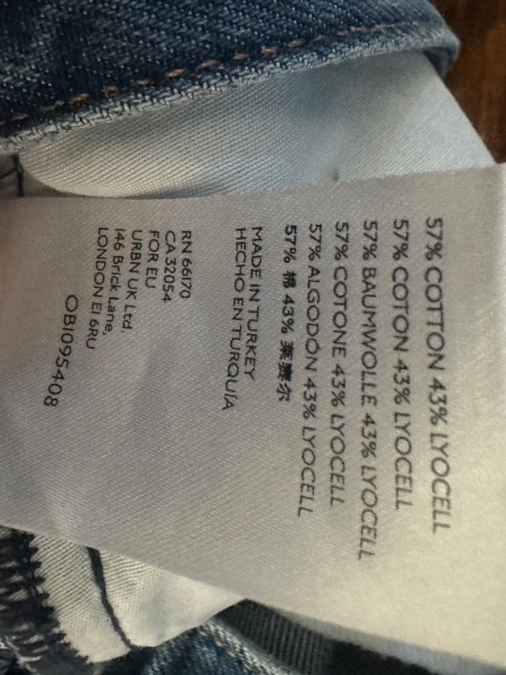 We The Free Distressed Jeans Size 28 - Picture 3 of 8